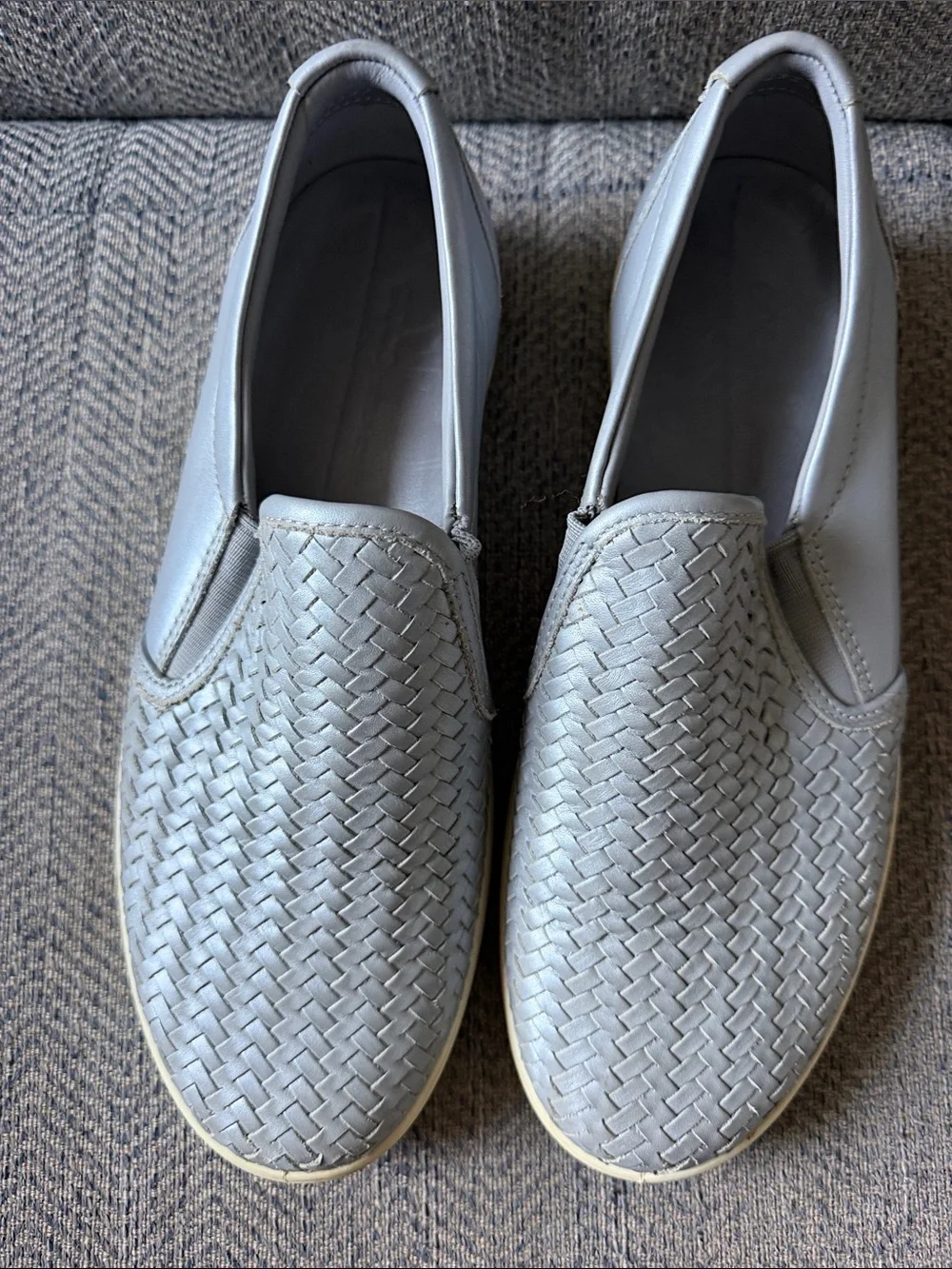 Ecco Soft 7 Slip-On Women’s Danish Style Woven Metallic Silver Gray Sneaker 40